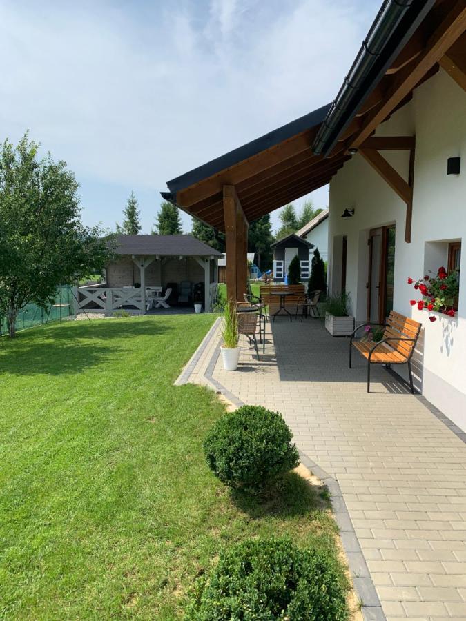 Apartamenty Rownia 2 Ustrzyki Dolne Esterno foto