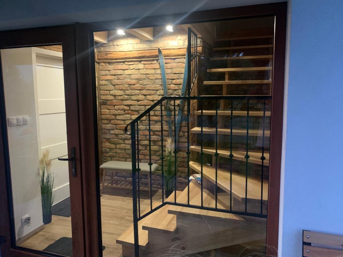 Apartamenty Rownia 2 Ustrzyki Dolne Esterno foto