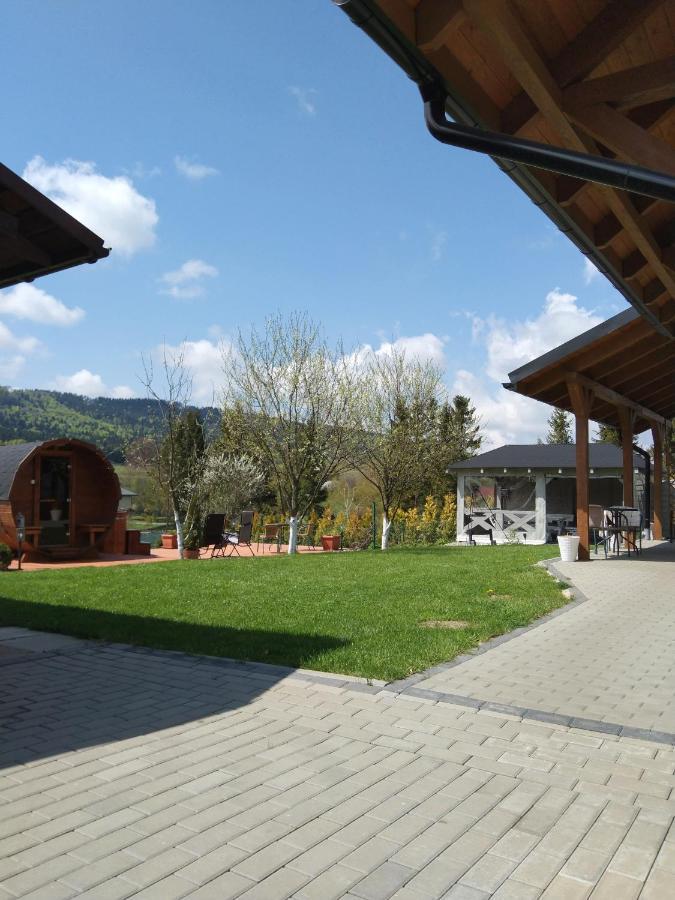 Apartamenty Rownia 2 Ustrzyki Dolne Esterno foto